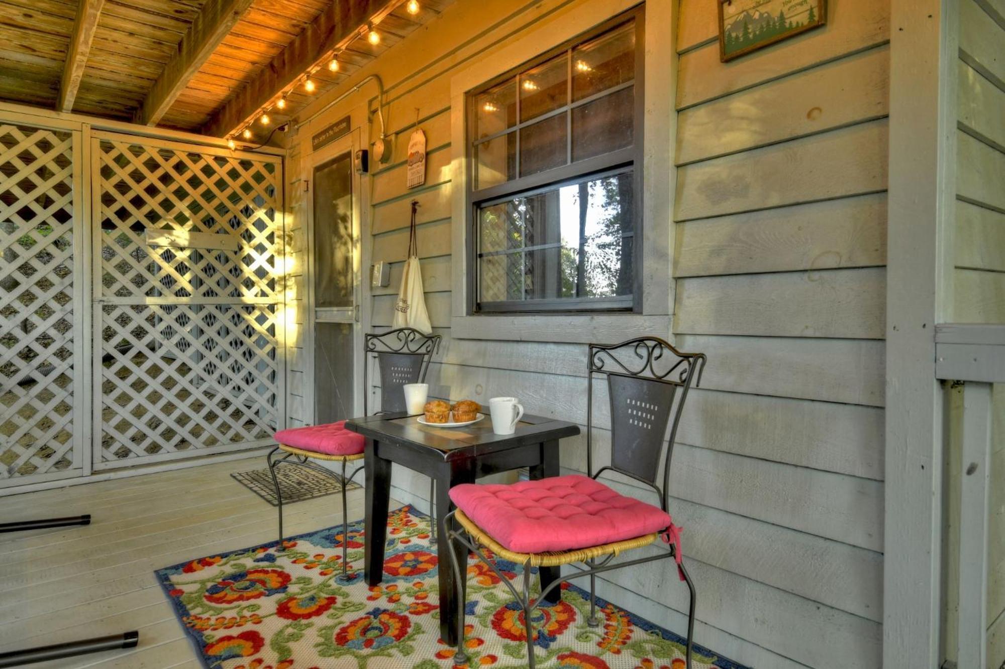 Hygge Haus Rustic Charm Cozy Beds And A Serene Location Ellijay Luaran gambar